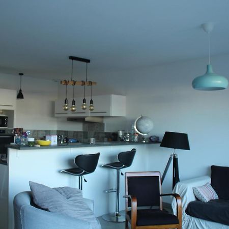 Jolie Chambre Dans Quartier Calme Eysines Exteriér fotografie