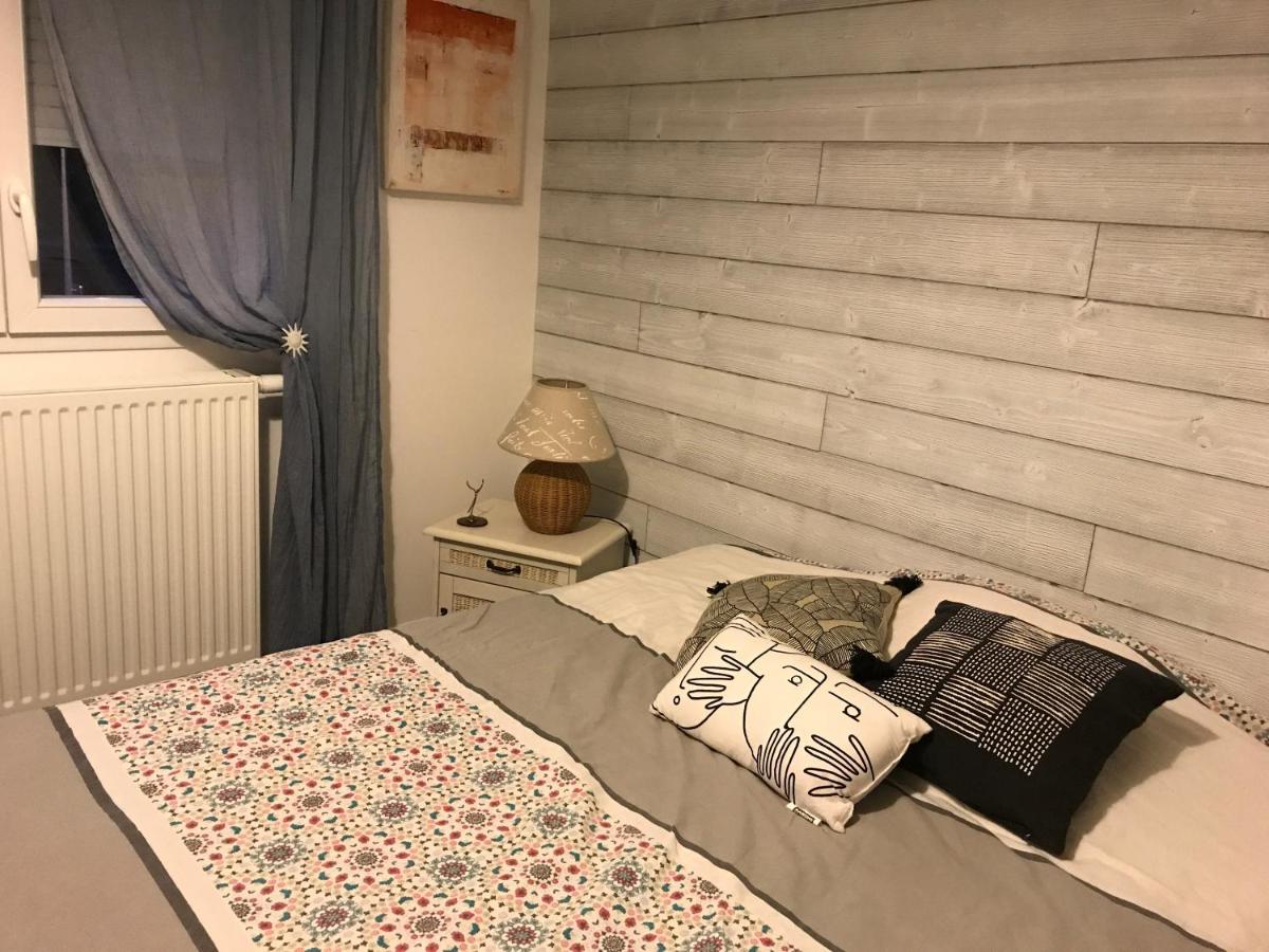 Jolie Chambre Dans Quartier Calme Eysines Exteriér fotografie